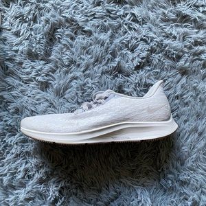 Nike Zoom Pegasus 35 Running Shoe (no box)